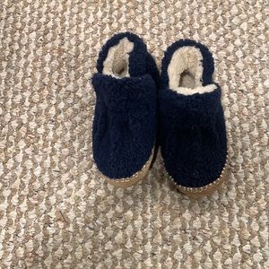 LL Bean Slippers